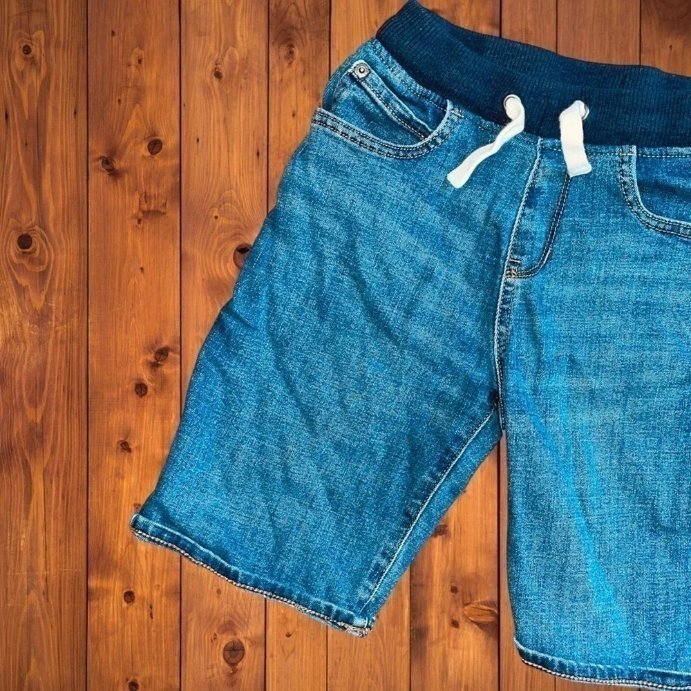 The Children’s Place Boys Size 10 Blue Denim Bermuda Shorts • Ribbed Waist • GUC